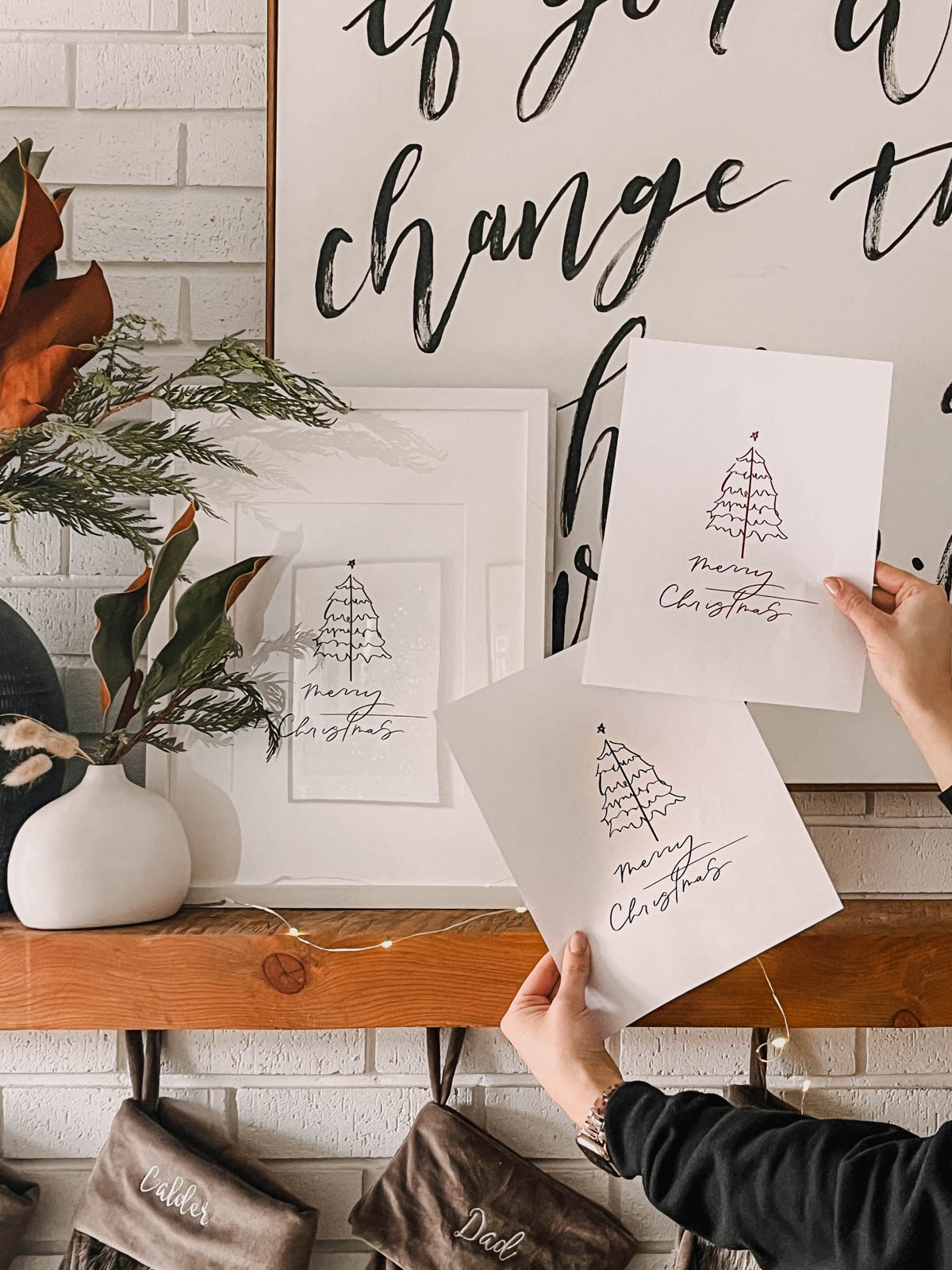 Free printable line art christmas tree in three colors